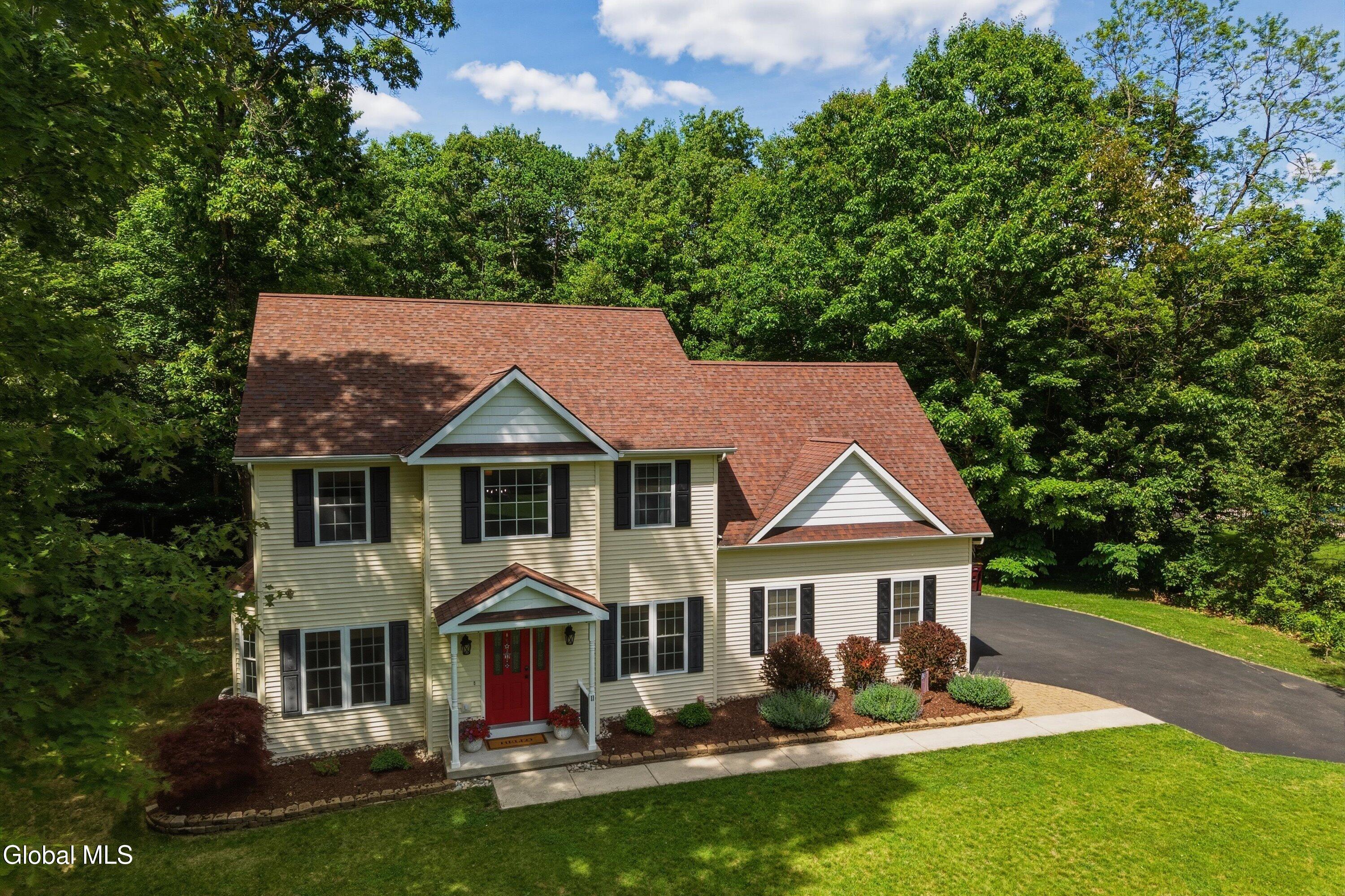 11 Oakwood Court Ballston Spa NY 12020