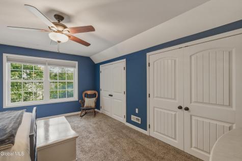 11 Oakwood Court Ballston Spa NY 12020