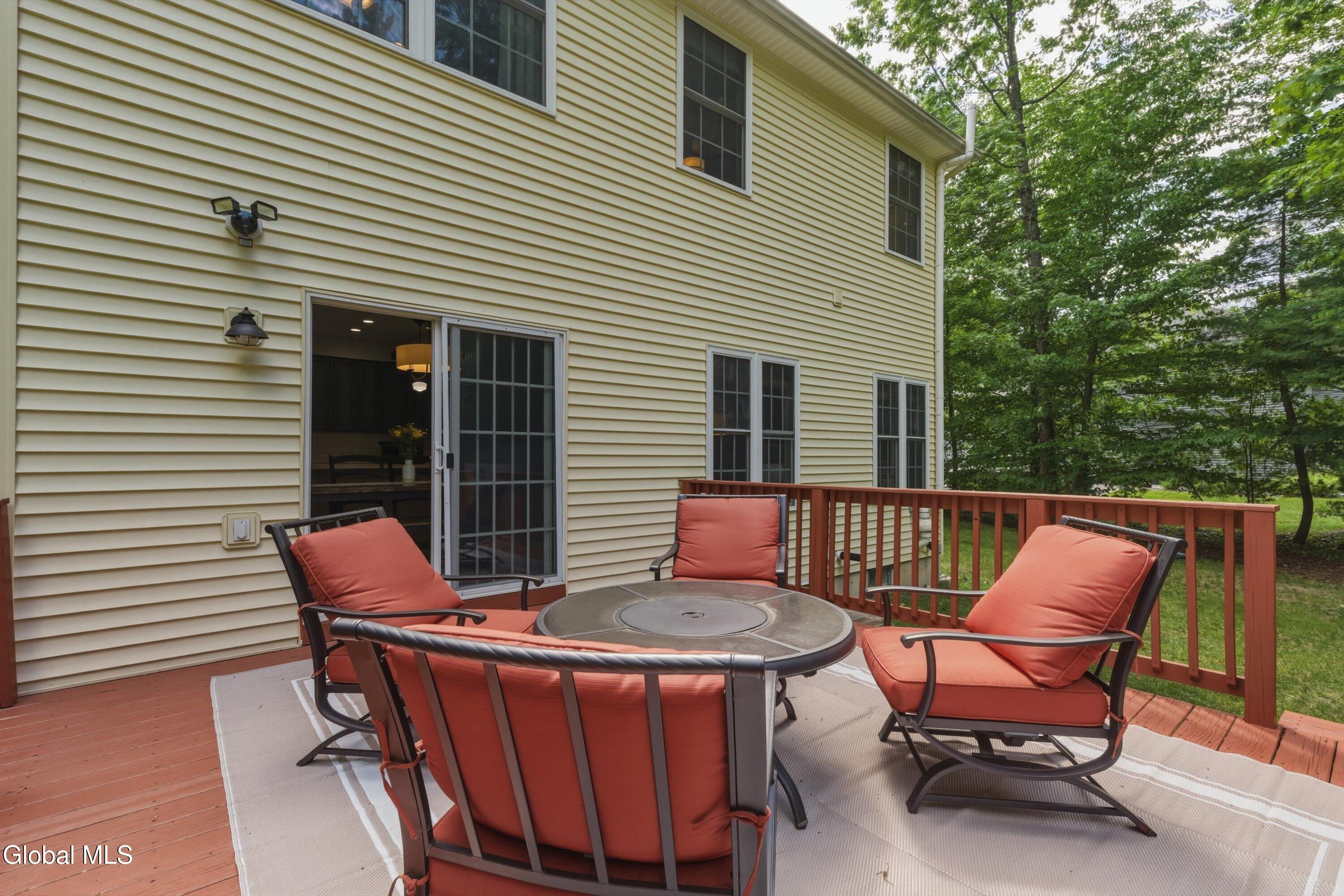11 Oakwood Court Ballston Spa NY 12020