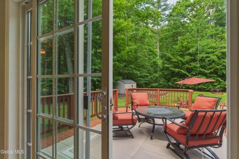 11 Oakwood Court Ballston Spa NY 12020