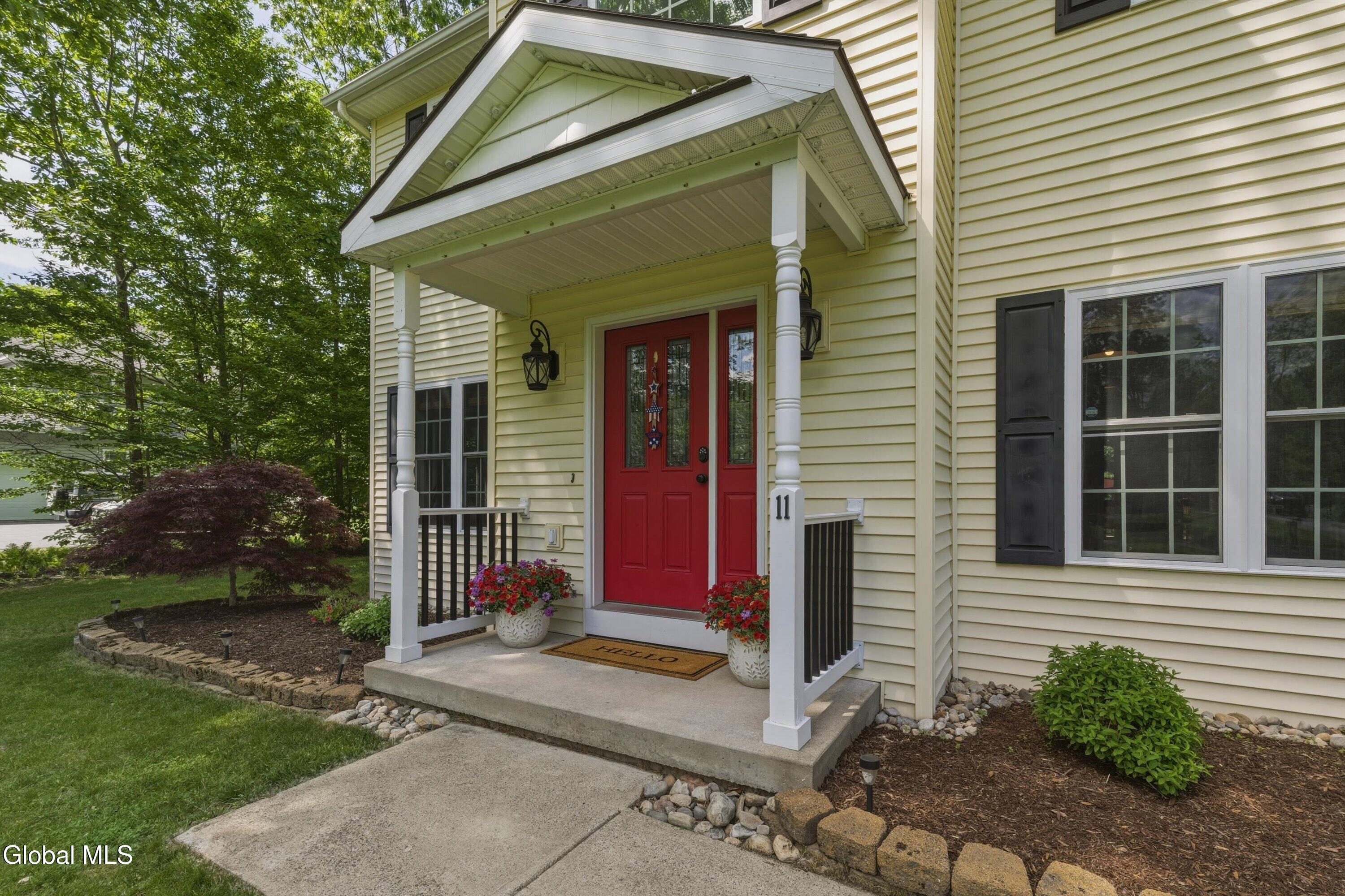 11 Oakwood Court Ballston Spa NY 12020