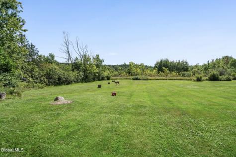 1095 Township Road Altamont NY 12009