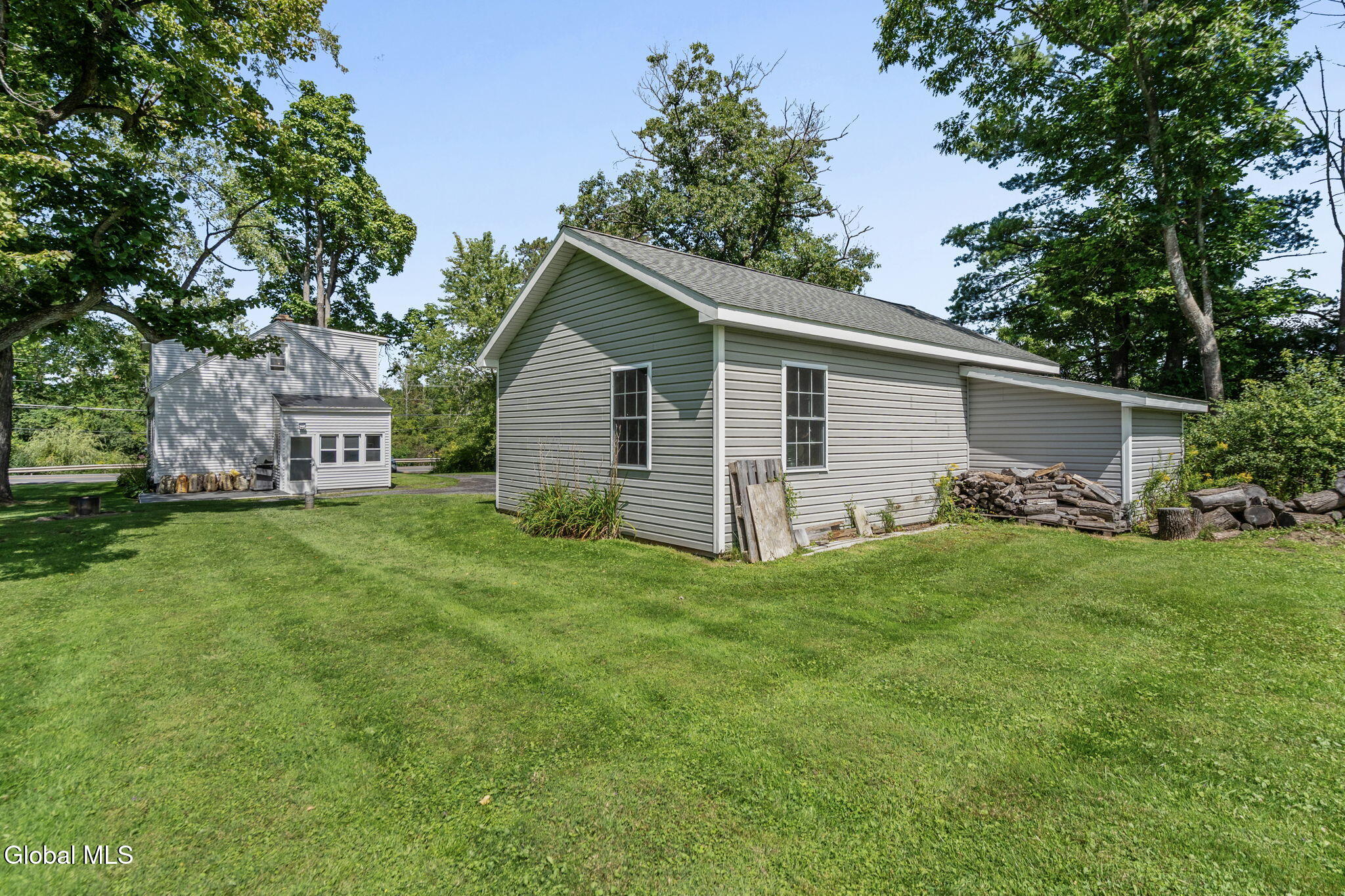 1095 Township Road Altamont NY 12009