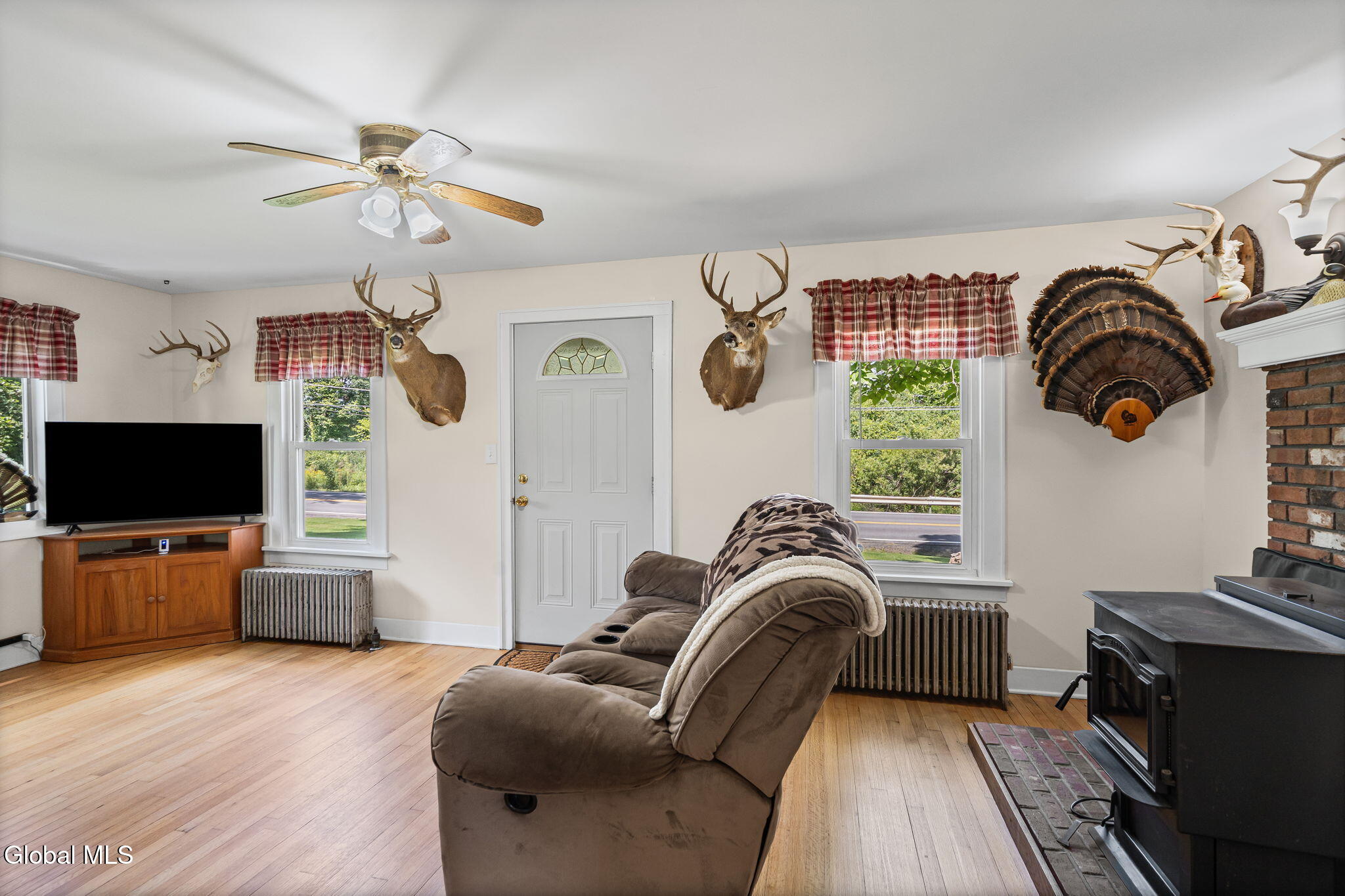 1095 Township Road Altamont NY 12009
