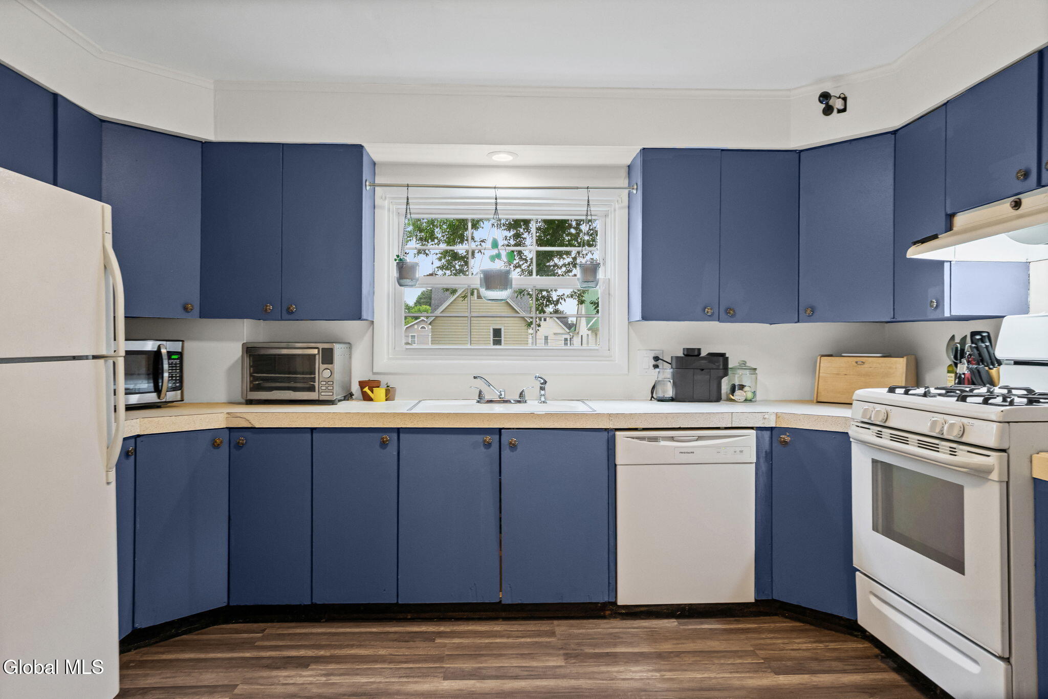 11 Alexander Street Gloversville NY 12078