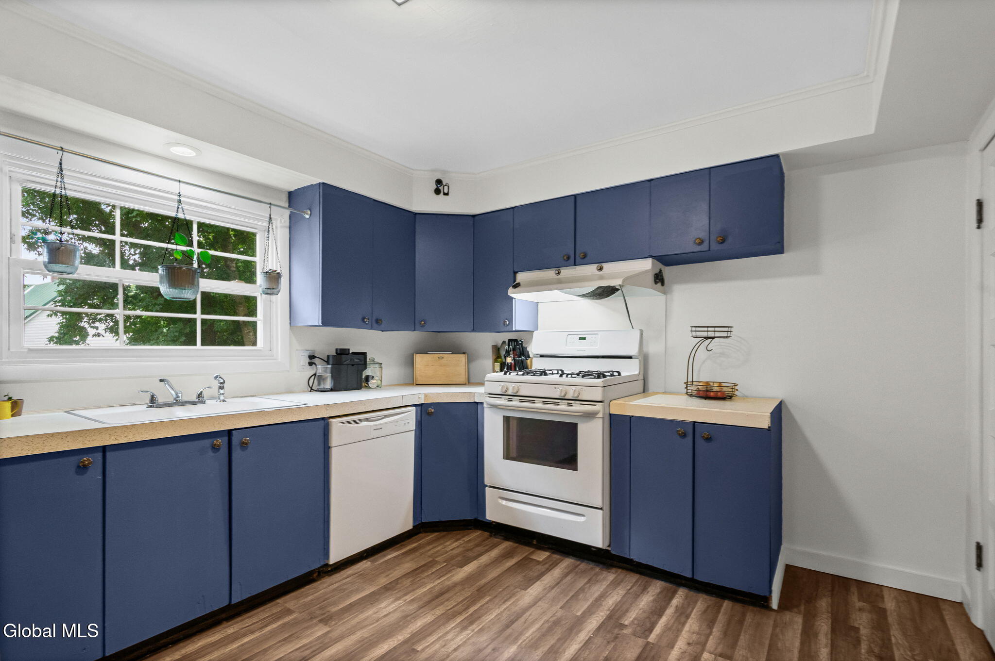 11 Alexander Street Gloversville NY 12078