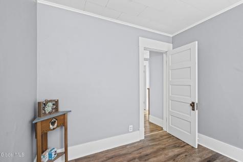 11 Alexander Street Gloversville NY 12078