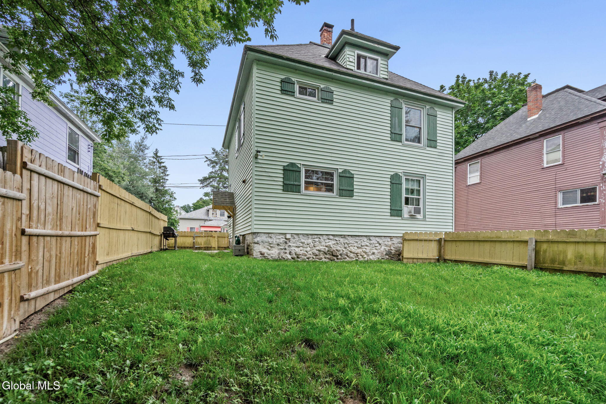 11 Alexander Street Gloversville NY 12078