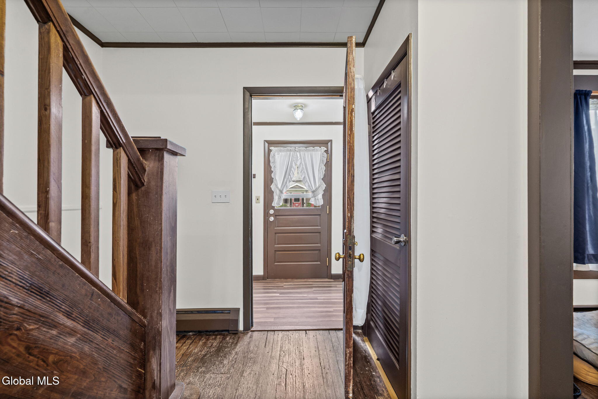 11 Alexander Street Gloversville NY 12078