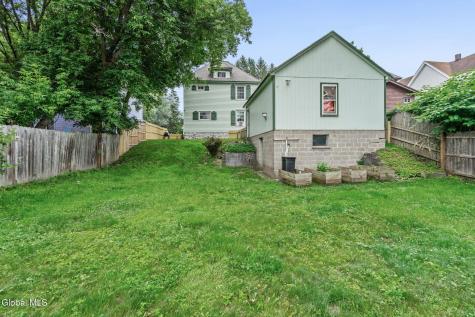 11 Alexander Street Gloversville NY 12078