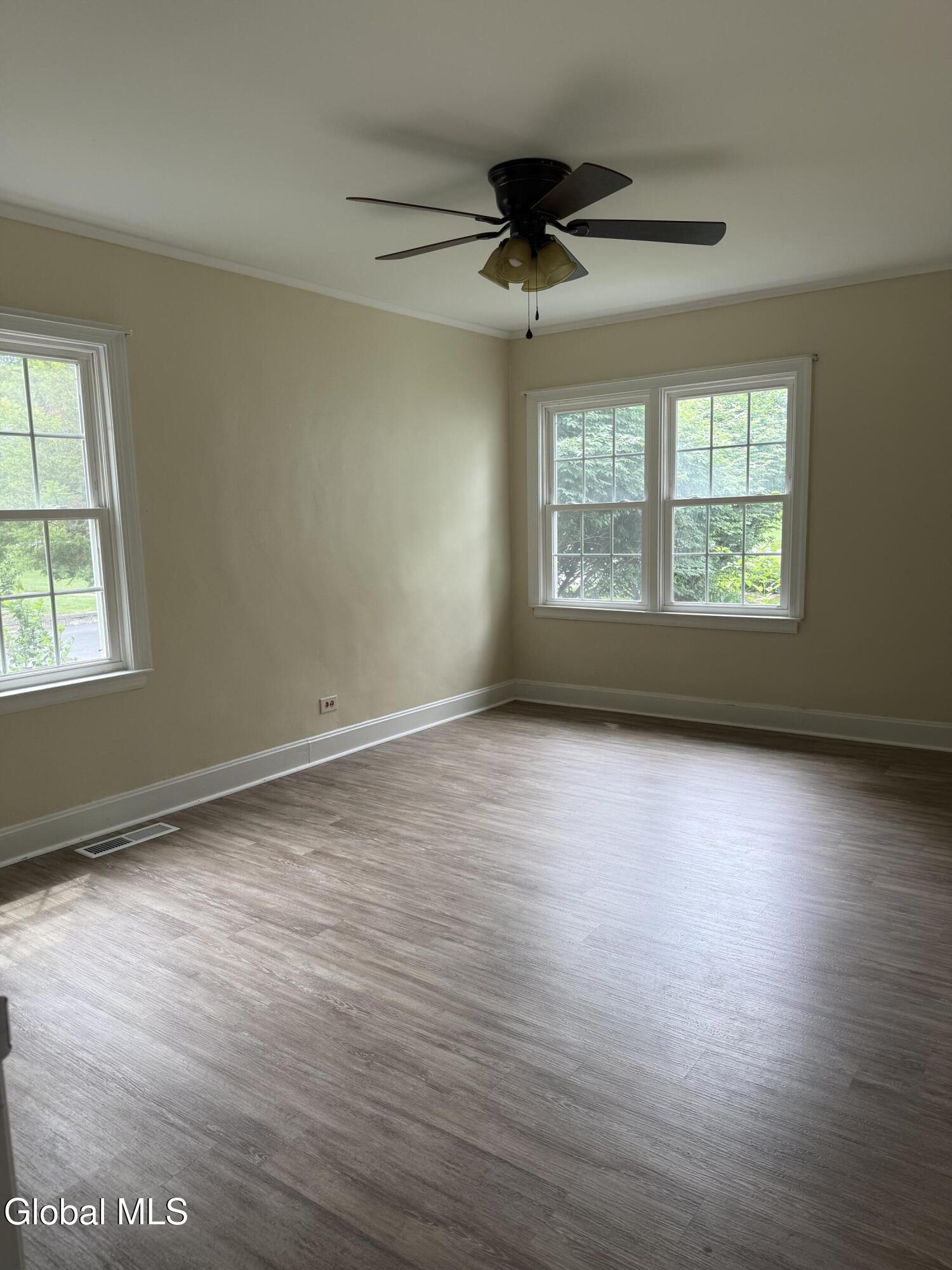 47 Lishakill Road Albany NY 12205