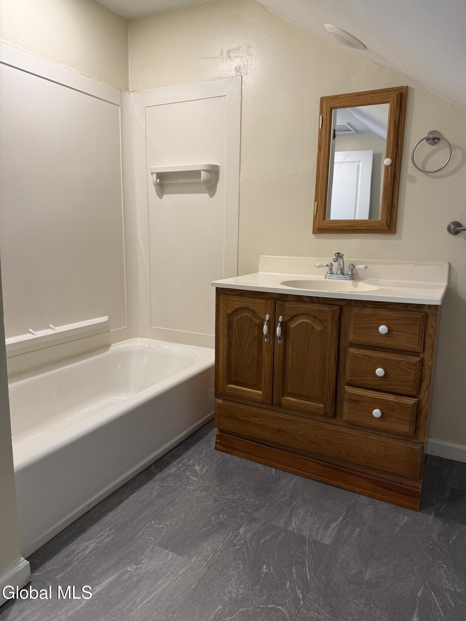 47 Lishakill Road Albany NY 12205