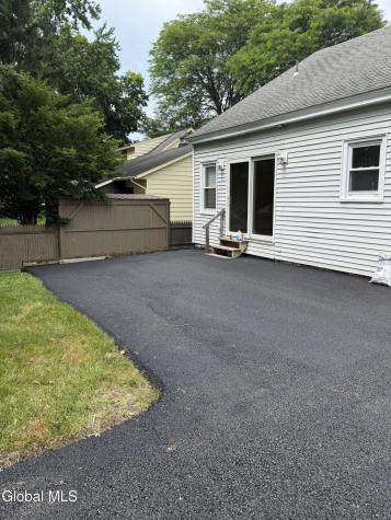 47 Lishakill Road Albany NY 12205