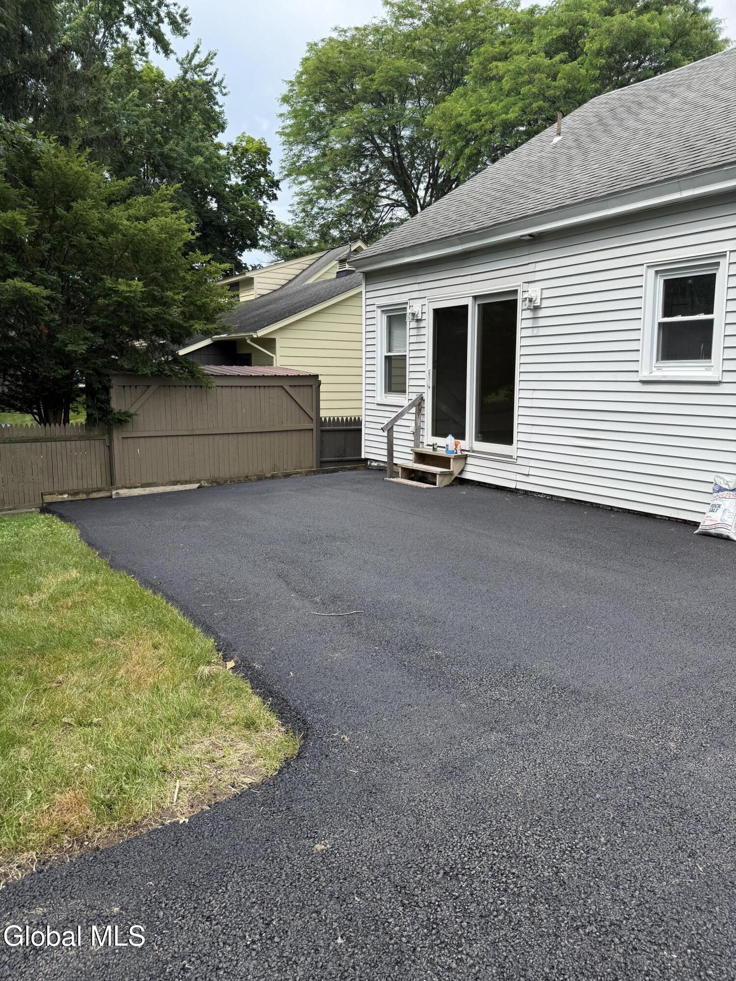 47 Lishakill Road Albany NY 12205