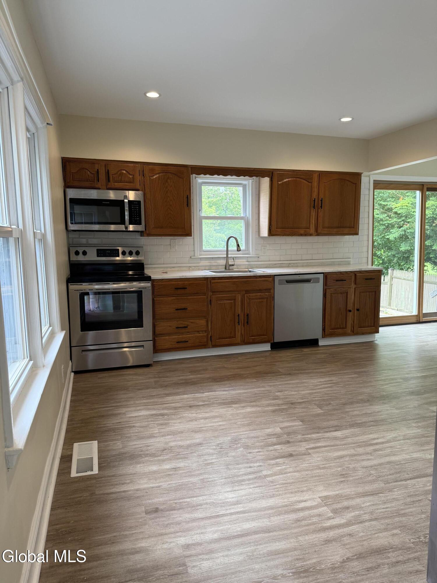 47 Lishakill Road Albany NY 12205