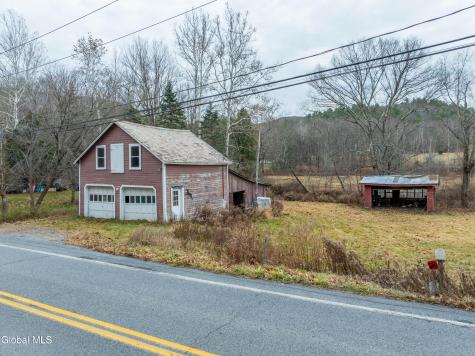 403 Ash Grove Road Cambridge NY 12816