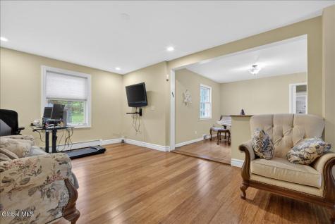 6 Sage Hill Lane Menands NY 12204