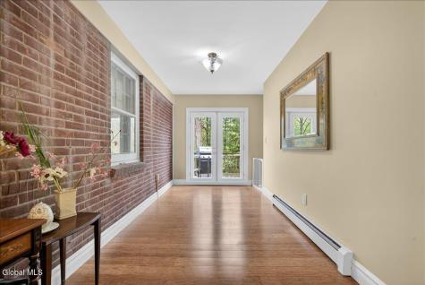 6 Sage Hill Lane Menands NY 12204