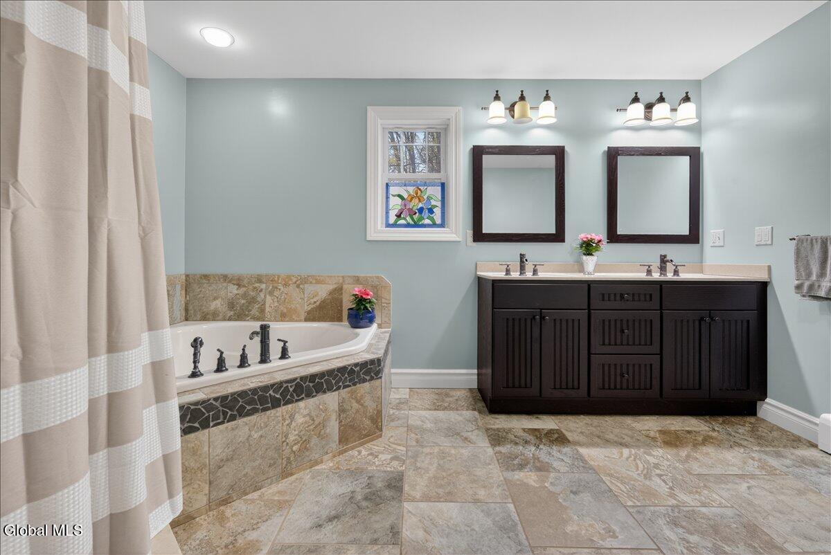 6 Sage Hill Lane Menands NY 12204