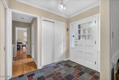 6 Sage Hill Lane Menands NY 12204