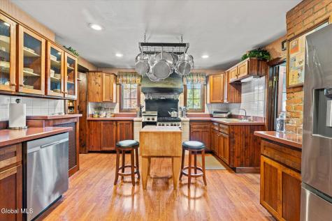 1295 U.s. 9 Schroon Lake NY 12870