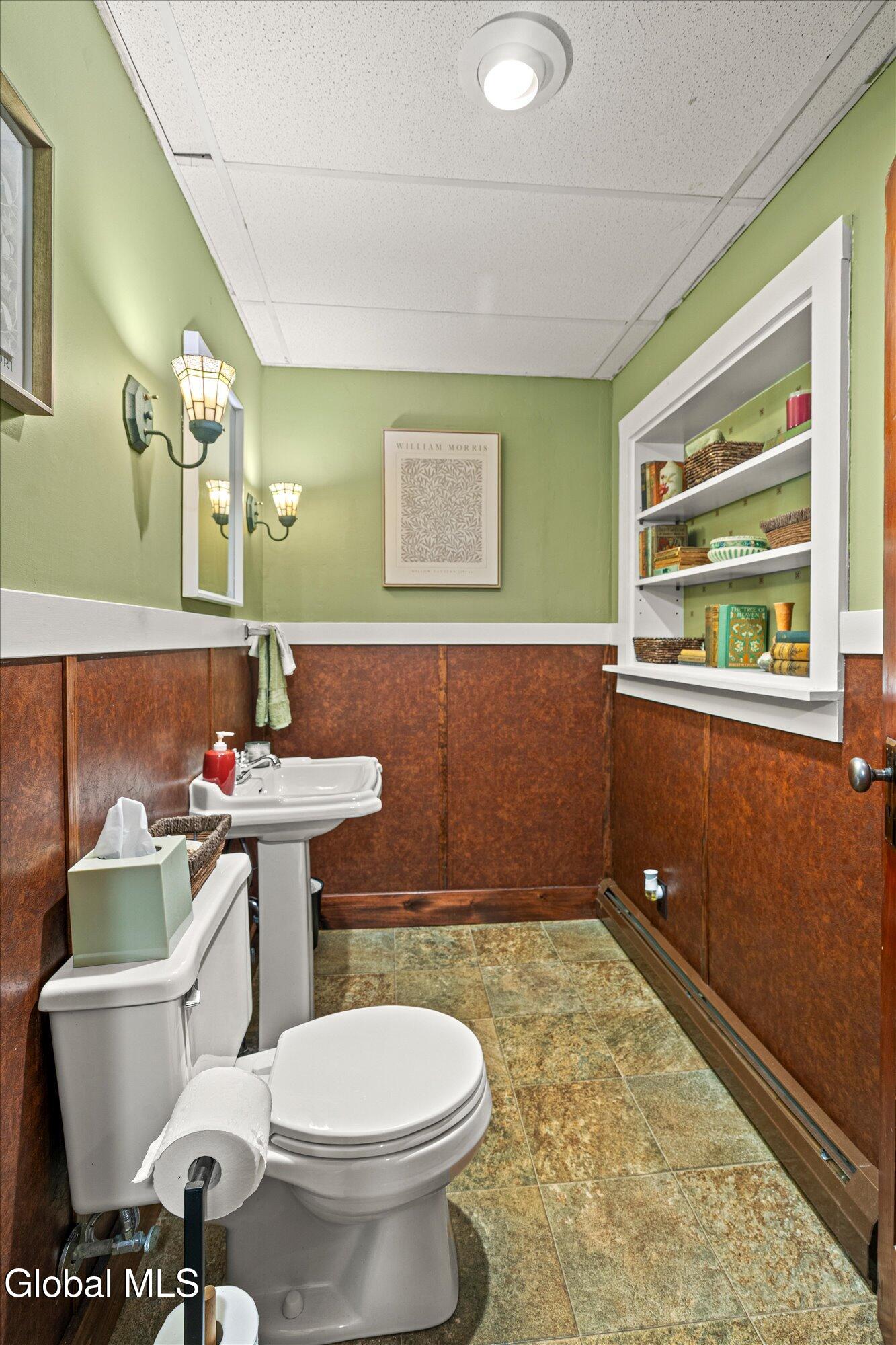 1295 U.s. 9 Schroon Lake NY 12870