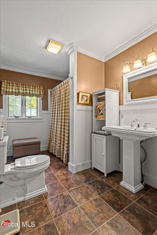1295 U.s. 9 Schroon Lake NY 12870
