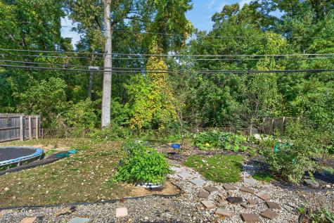 15 Bridle Path Colonie NY 12205
