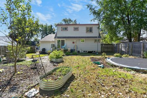 15 Bridle Path Colonie NY 12205