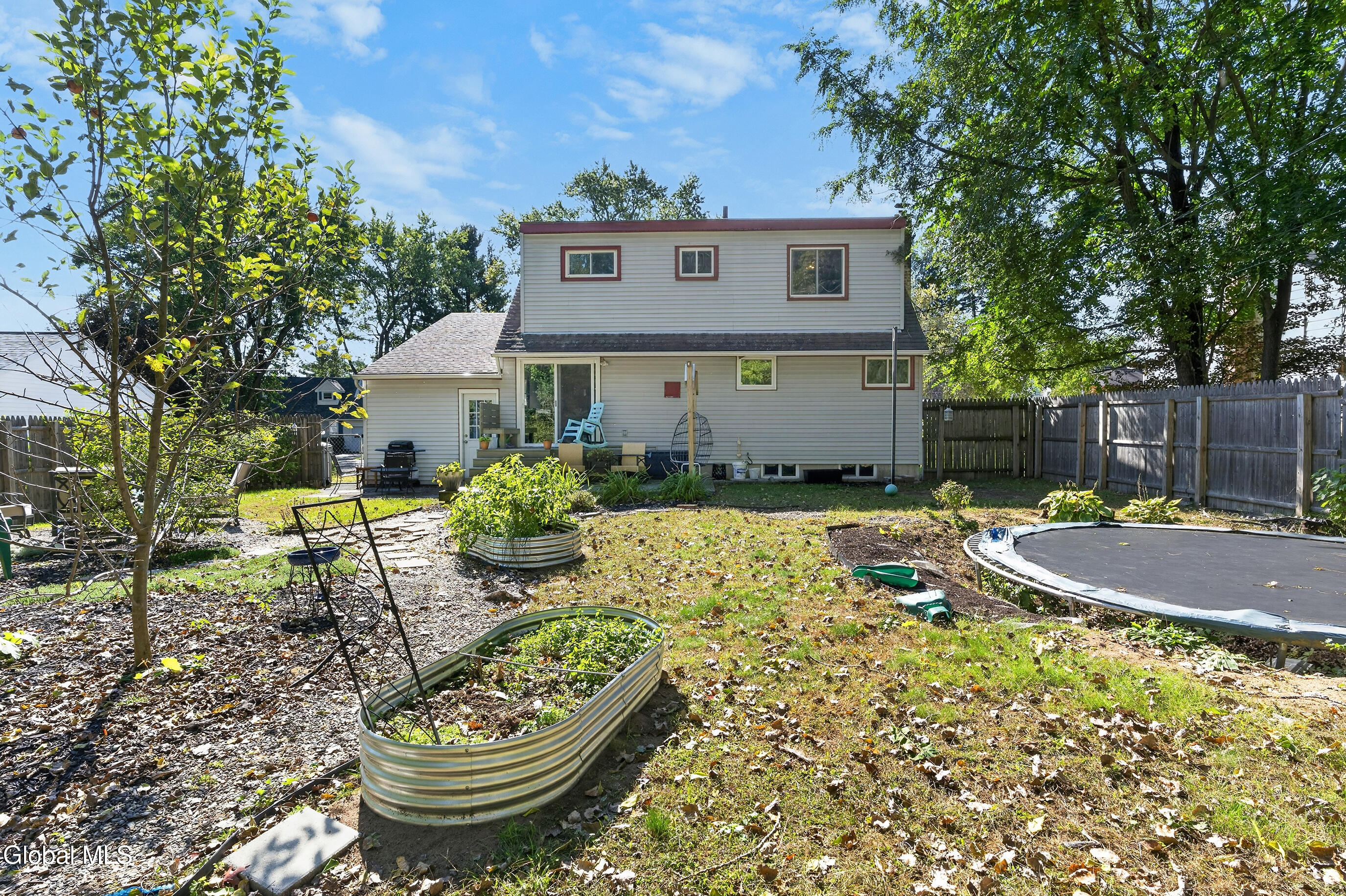 15 Bridle Path Colonie NY 12205