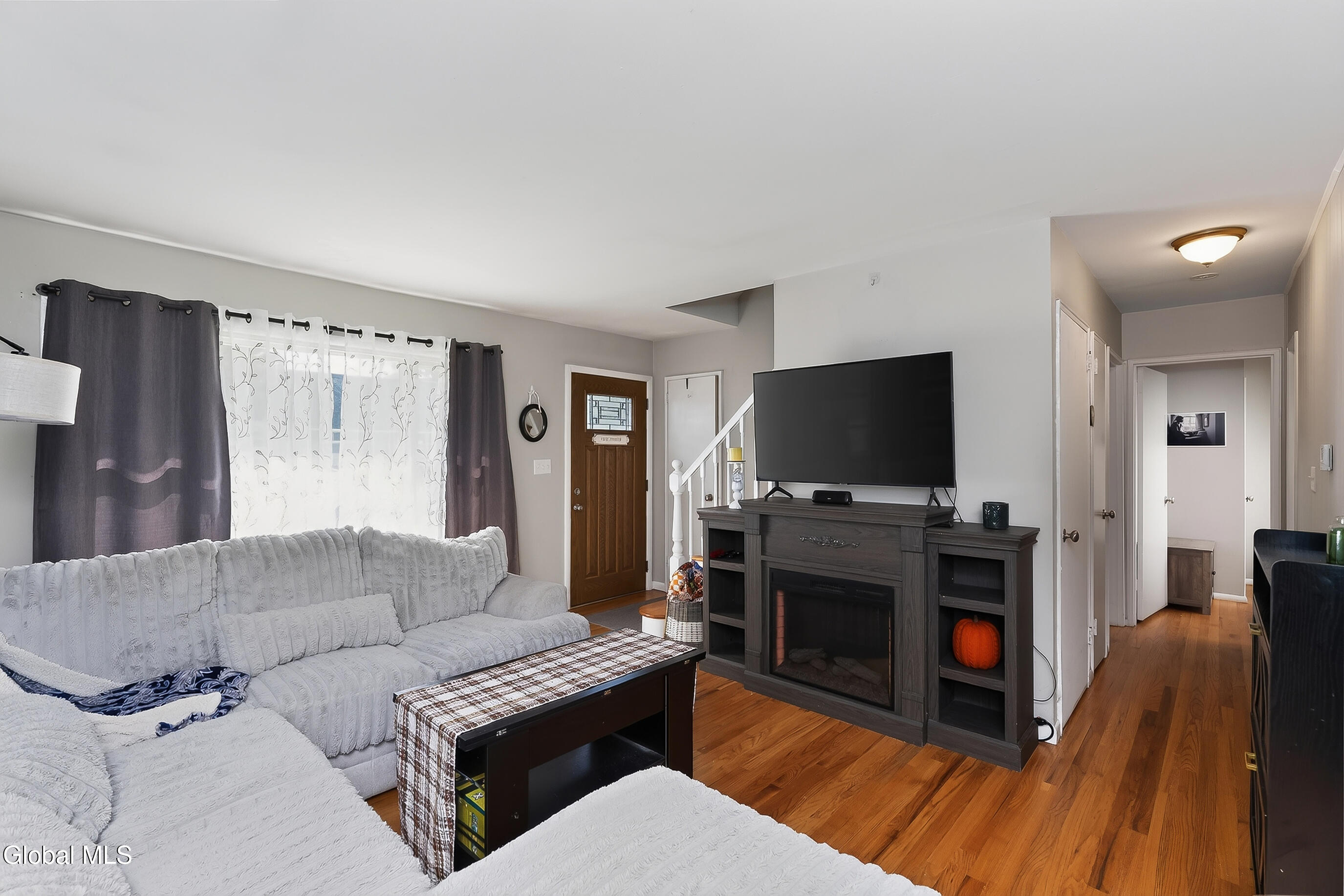 15 Bridle Path Colonie NY 12205