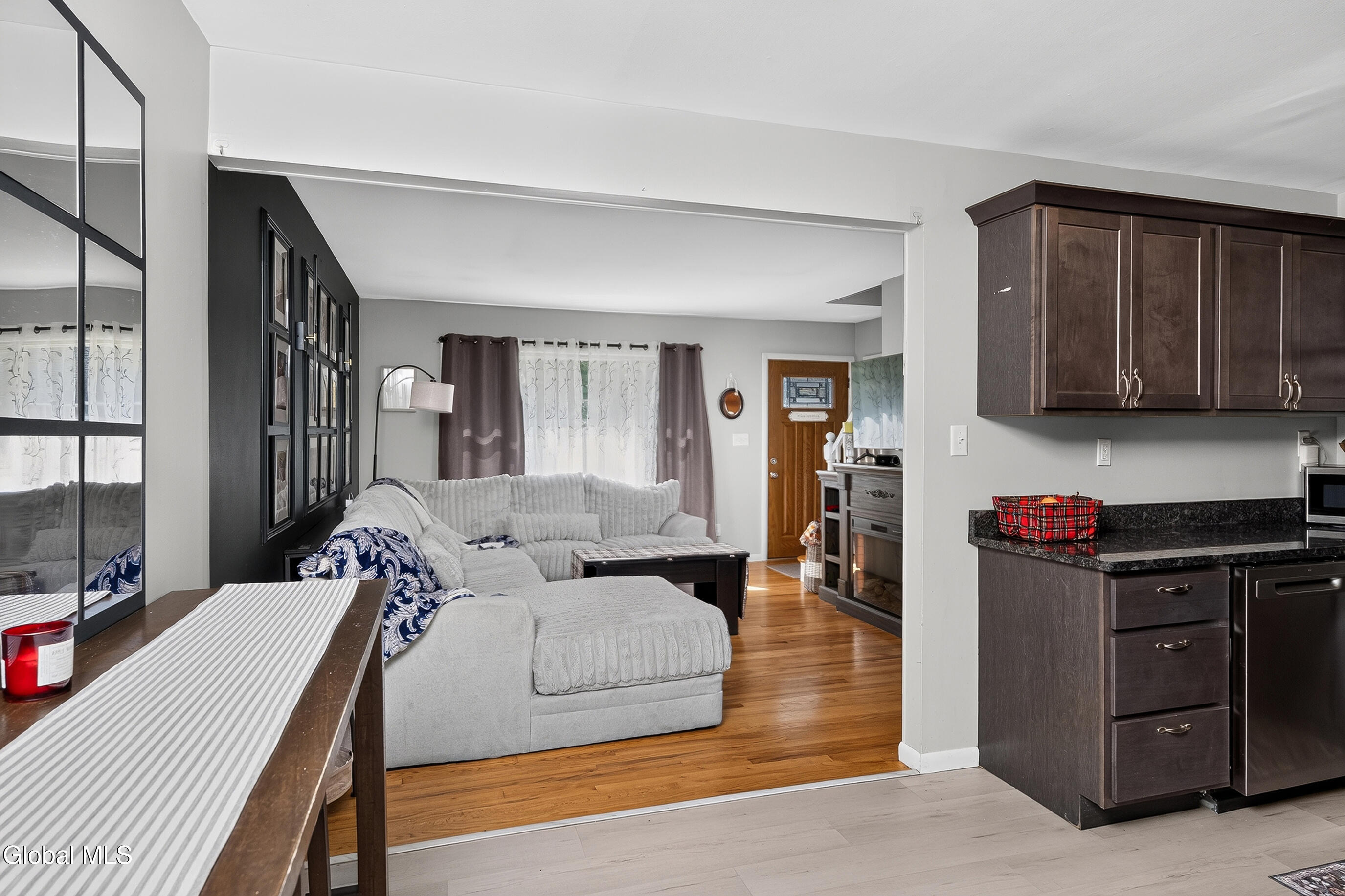 15 Bridle Path Colonie NY 12205