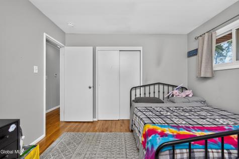 15 Bridle Path Colonie NY 12205