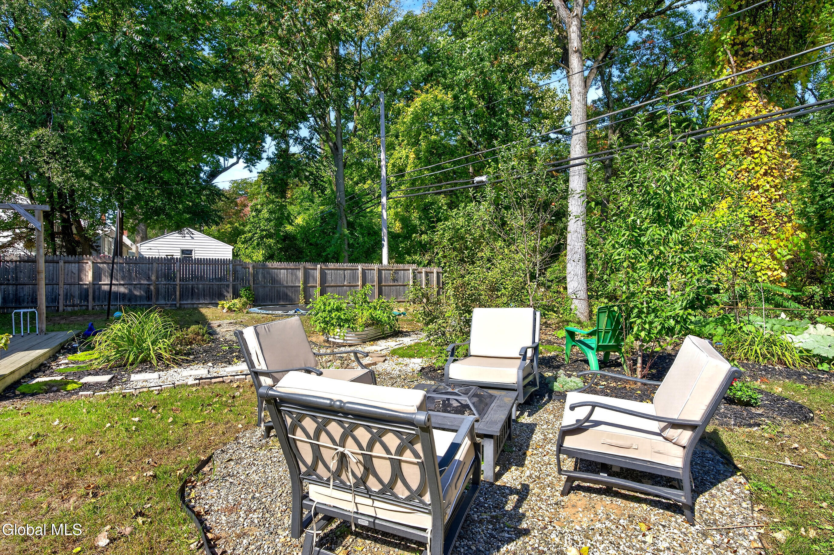 15 Bridle Path Colonie NY 12205