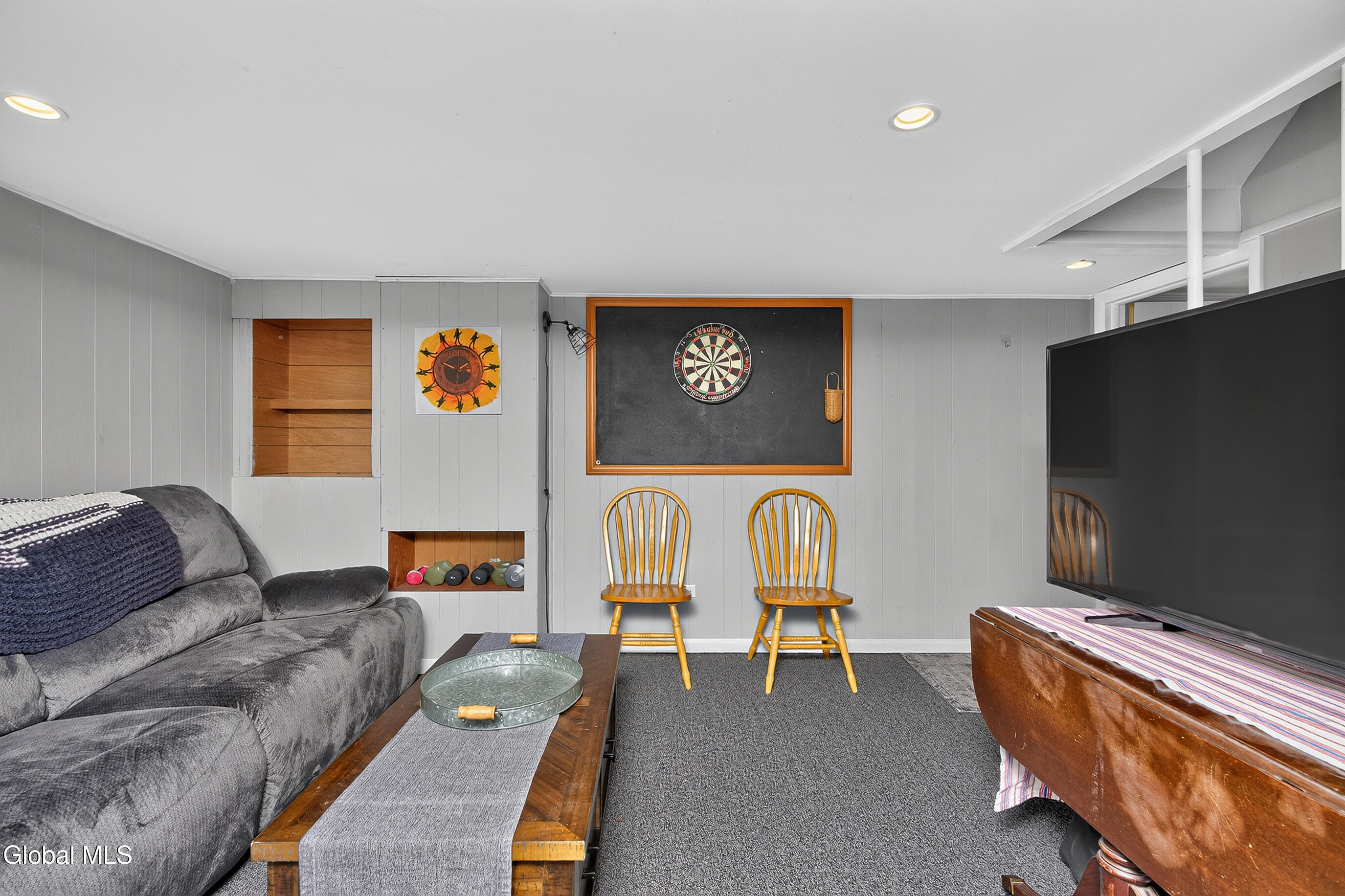 15 Bridle Path Colonie NY 12205