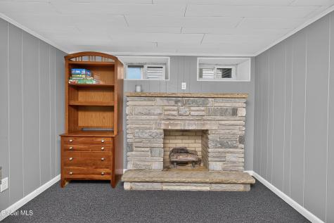 15 Bridle Path Colonie NY 12205