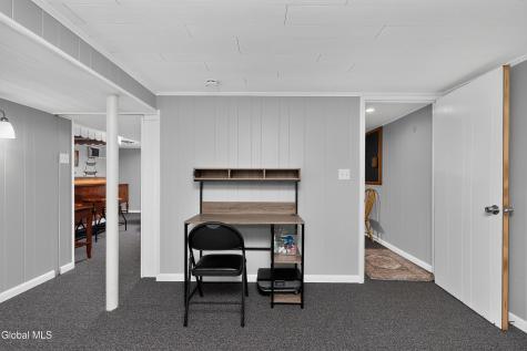 15 Bridle Path Colonie NY 12205