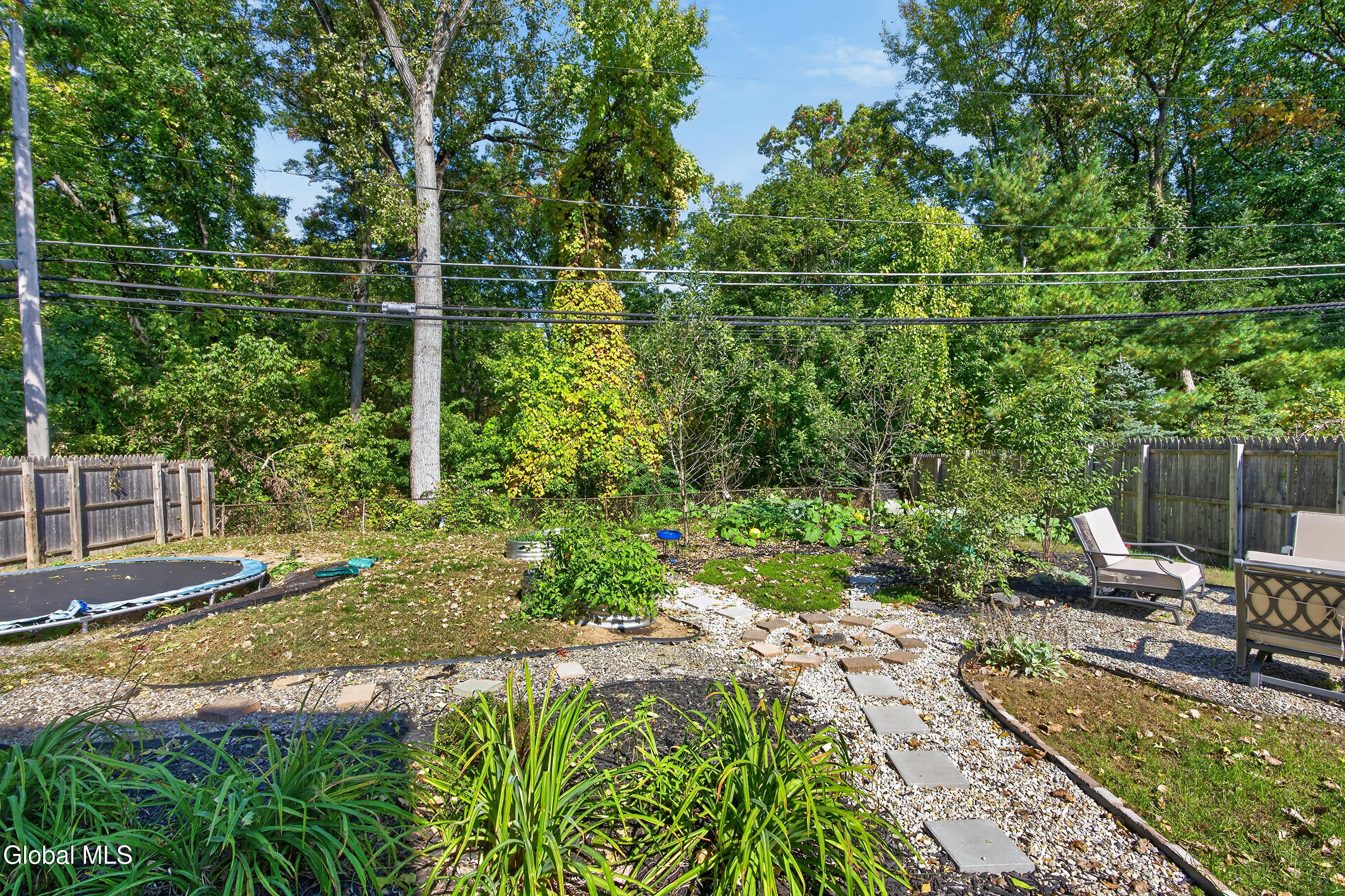 15 Bridle Path Colonie NY 12205