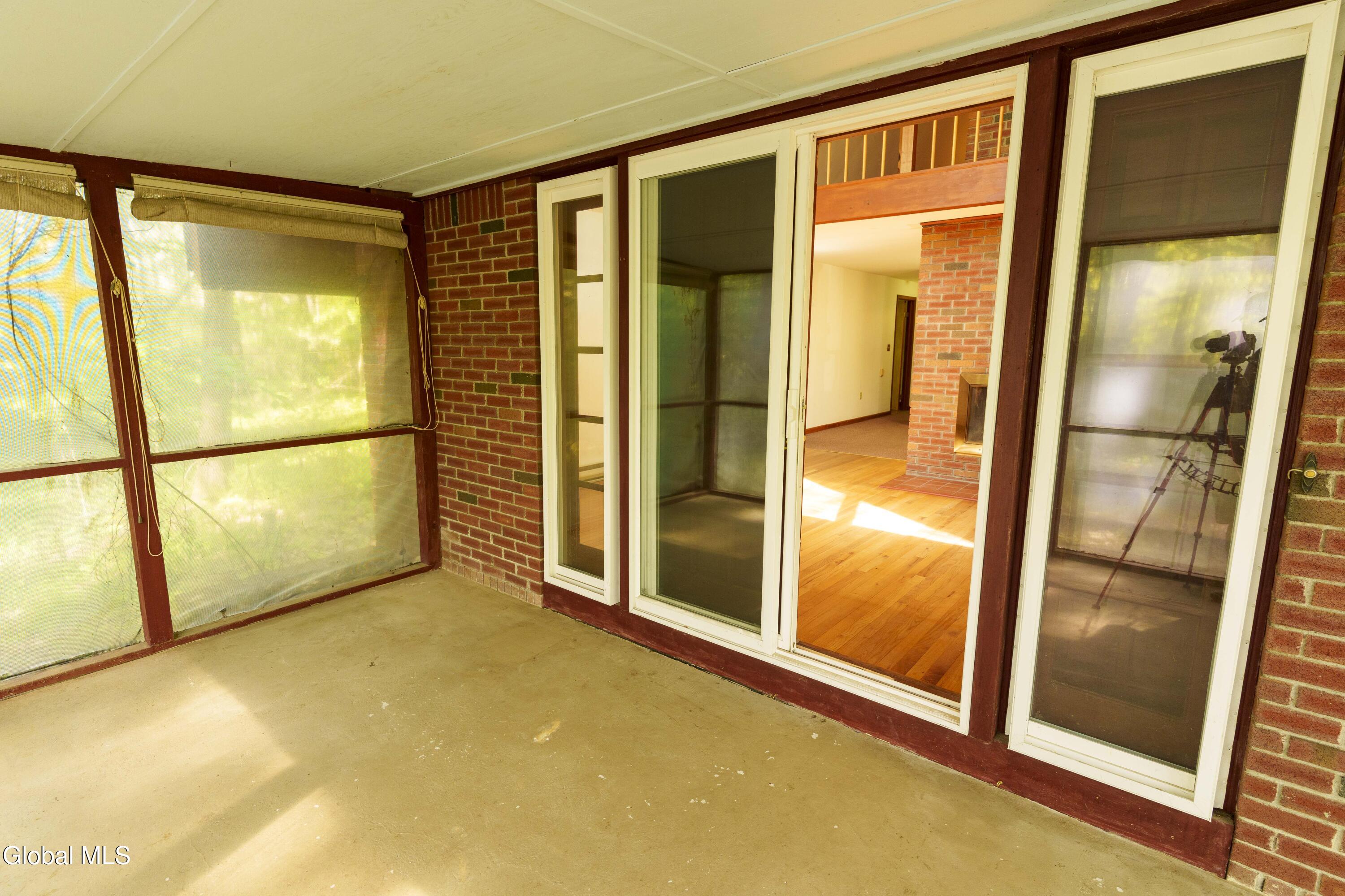 681 High Rock Road Hannacroix NY 12087