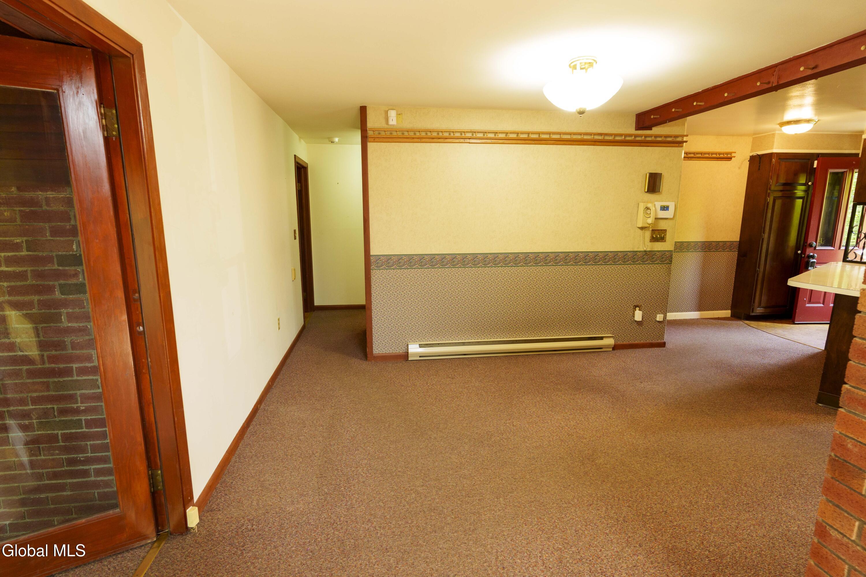 681 High Rock Road Hannacroix NY 12087