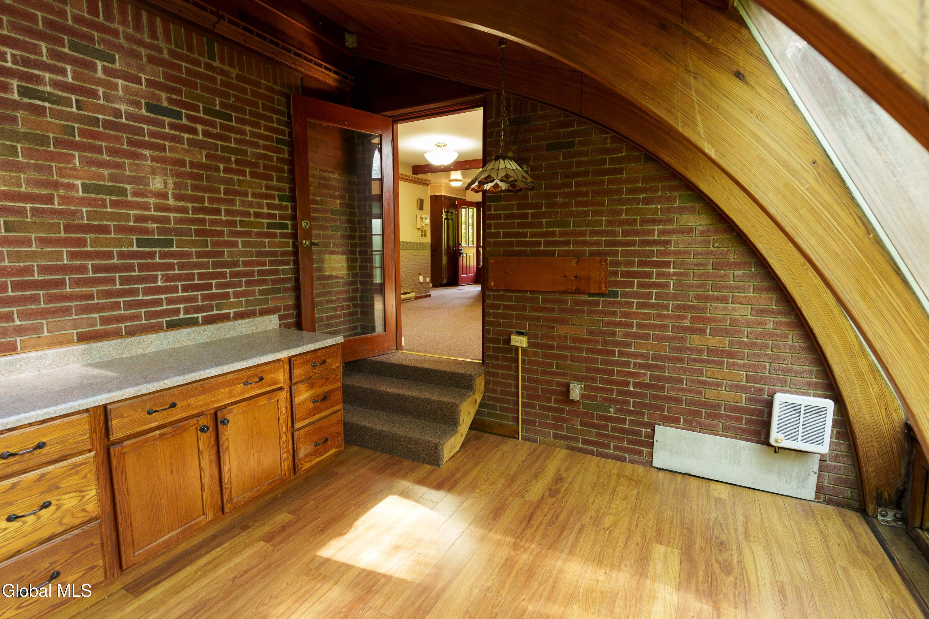 681 High Rock Road Hannacroix NY 12087