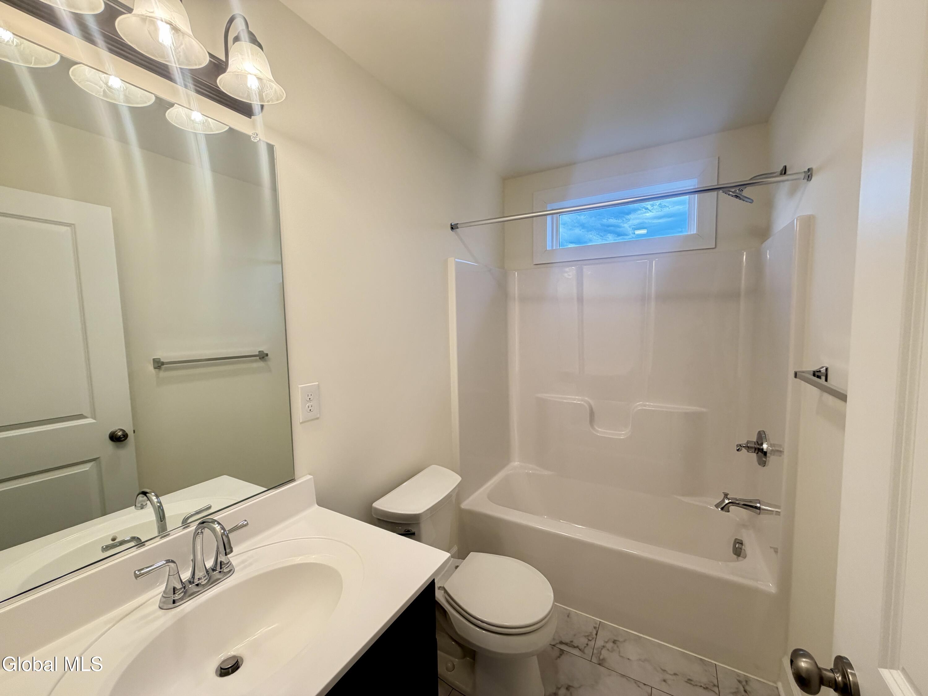 13 Edenfield Street Loudonville NY 12211