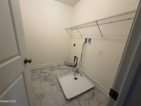 13 Edenfield Street Loudonville NY 12211