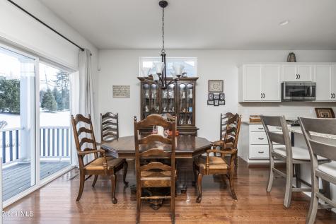 12 Twinflower Court Glenmont NY 12077