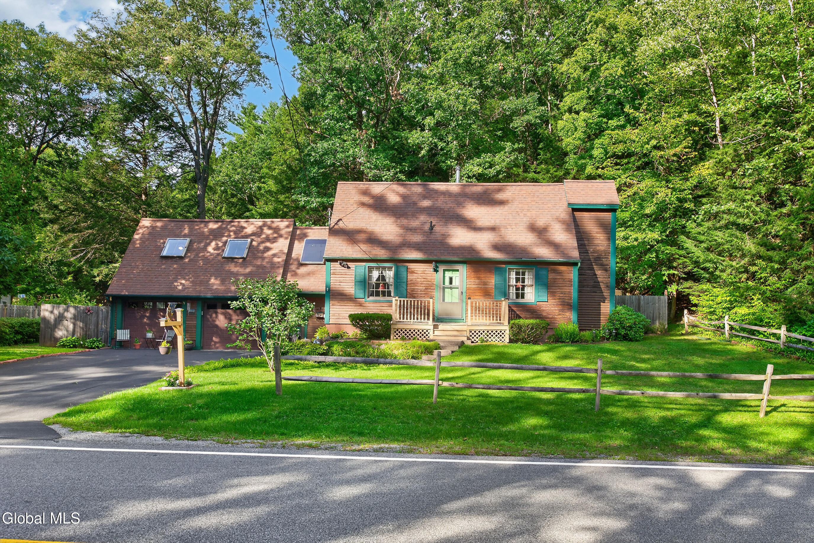 274 Golf Course Road Warrensburg NY 12885
