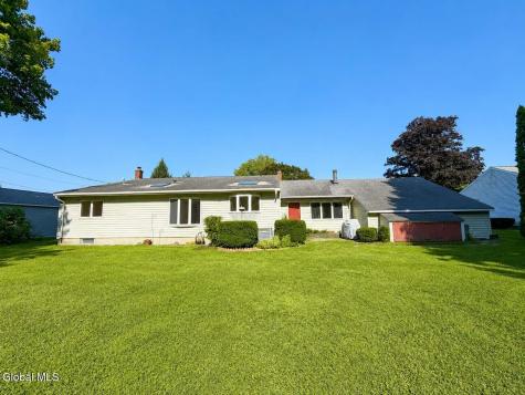 27 Woodside Drive Burnt Hills NY 12027