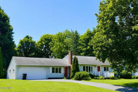 27 Woodside Drive Burnt Hills NY 12027
