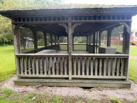 167 Stillwater Bridge Road Schaghticoke NY 12154