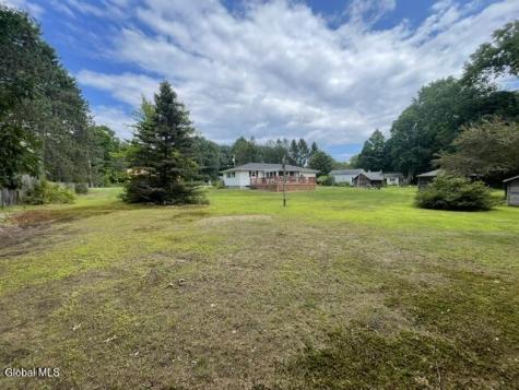 167 Stillwater Bridge Road Schaghticoke NY 12154