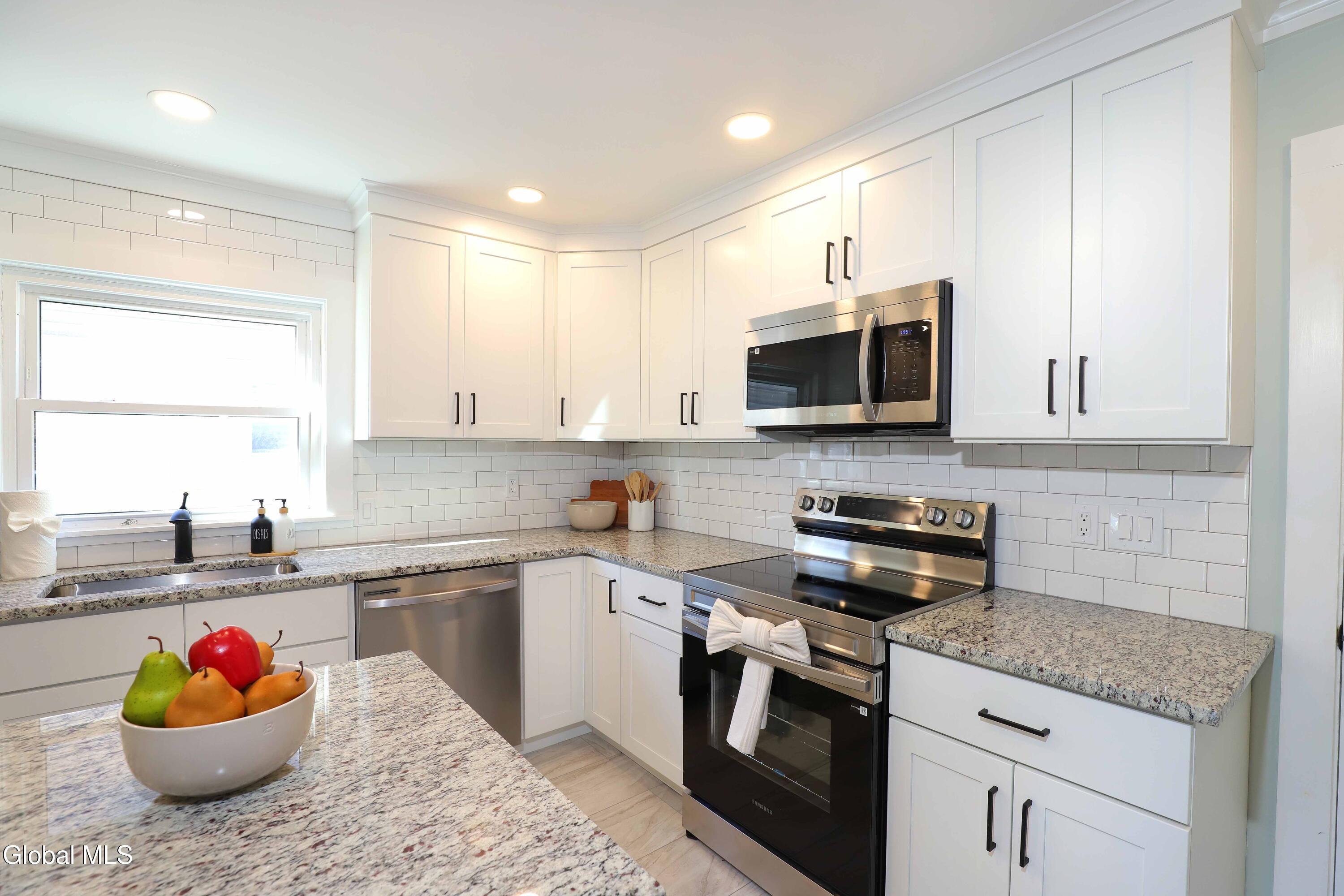 44 Swartson Court Albany NY 12209
